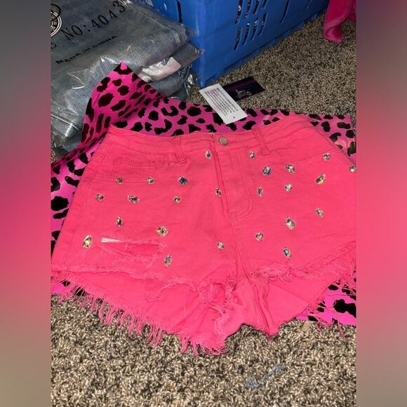 Festival Jeweled Short - Picture 1 of 3